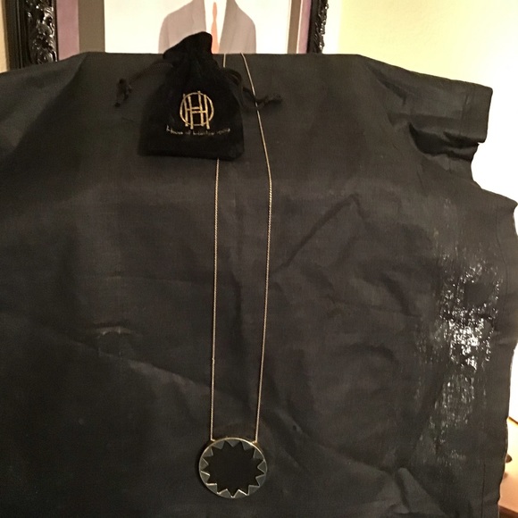 House of Harlow Gold Necklace with Black Pendant - Picture 2 of 3